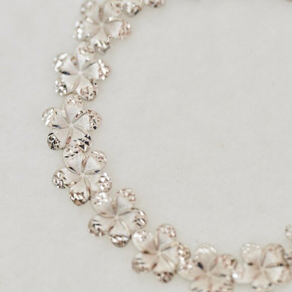 14K Real Solid White Gold Plumeria Frangipani Flower Bracelet - Picture 5 of 11